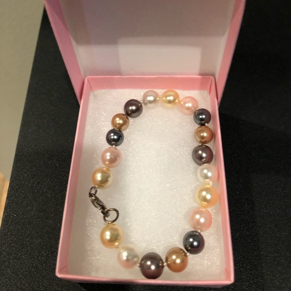 NIB Authentic Freshwater Colored Pearls Bracelet. - Picture 2 of 5